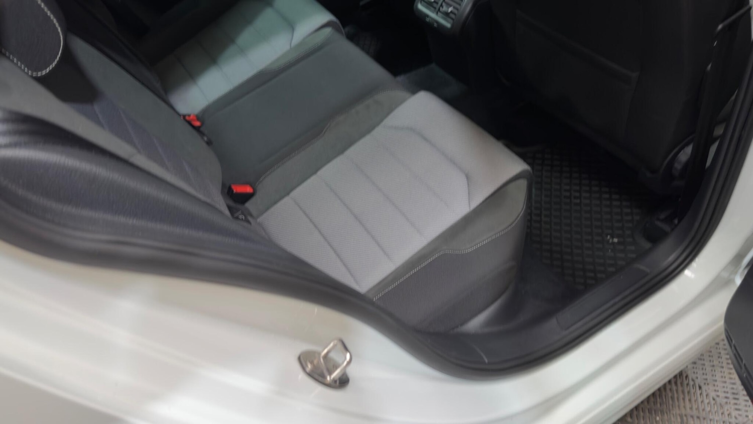 Used Volkswagen Golf 2017 for sale - 77957051: Photo 53