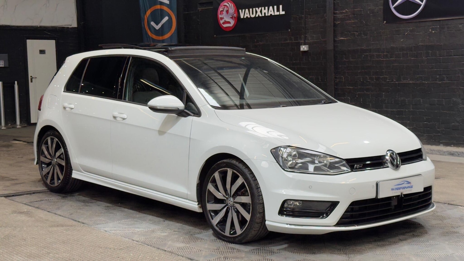 Used Volkswagen Golf 2017 for sale - 77957051: Photo 58