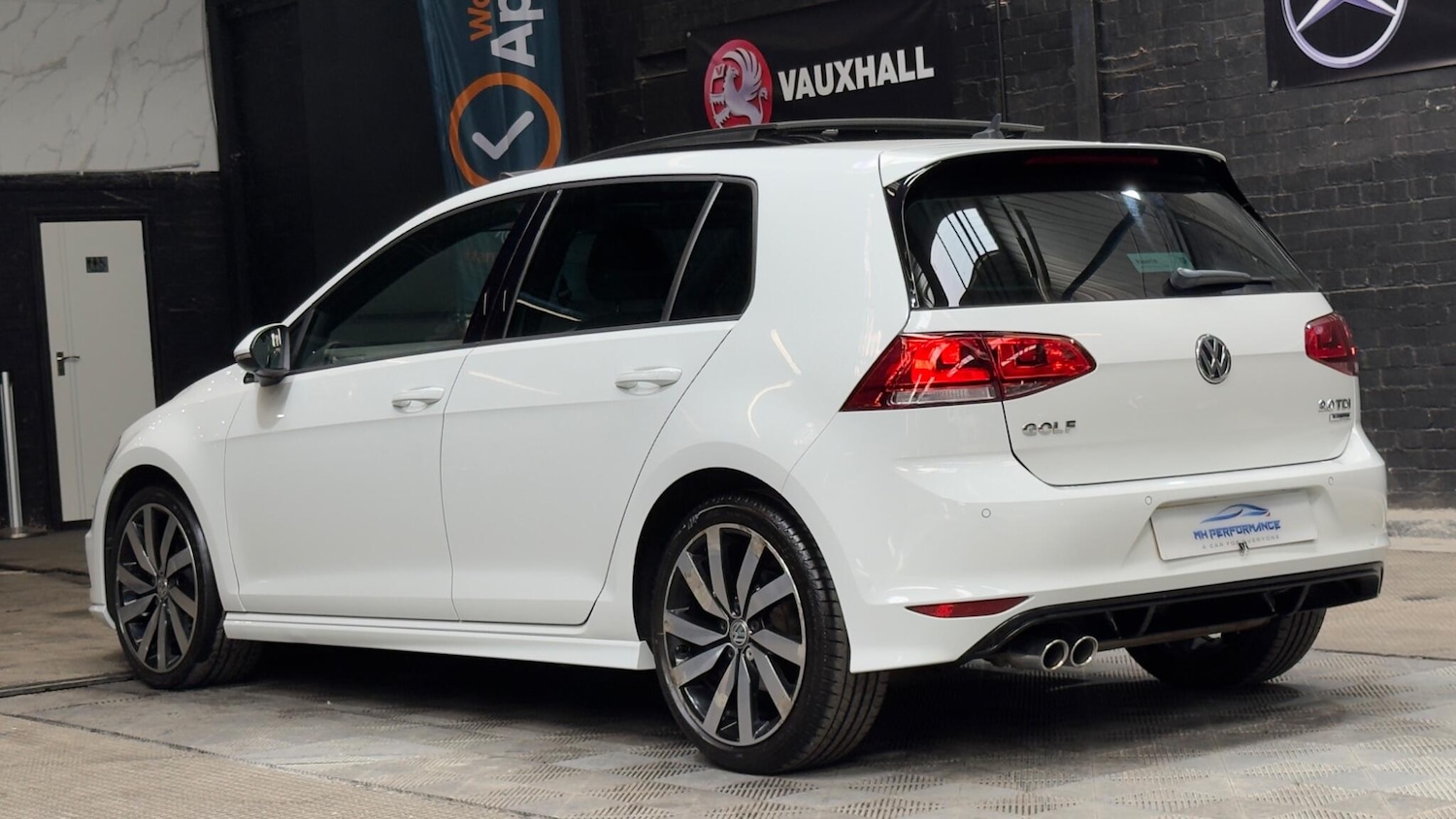 Used Volkswagen Golf 2017 for sale - 77957051: Photo 6