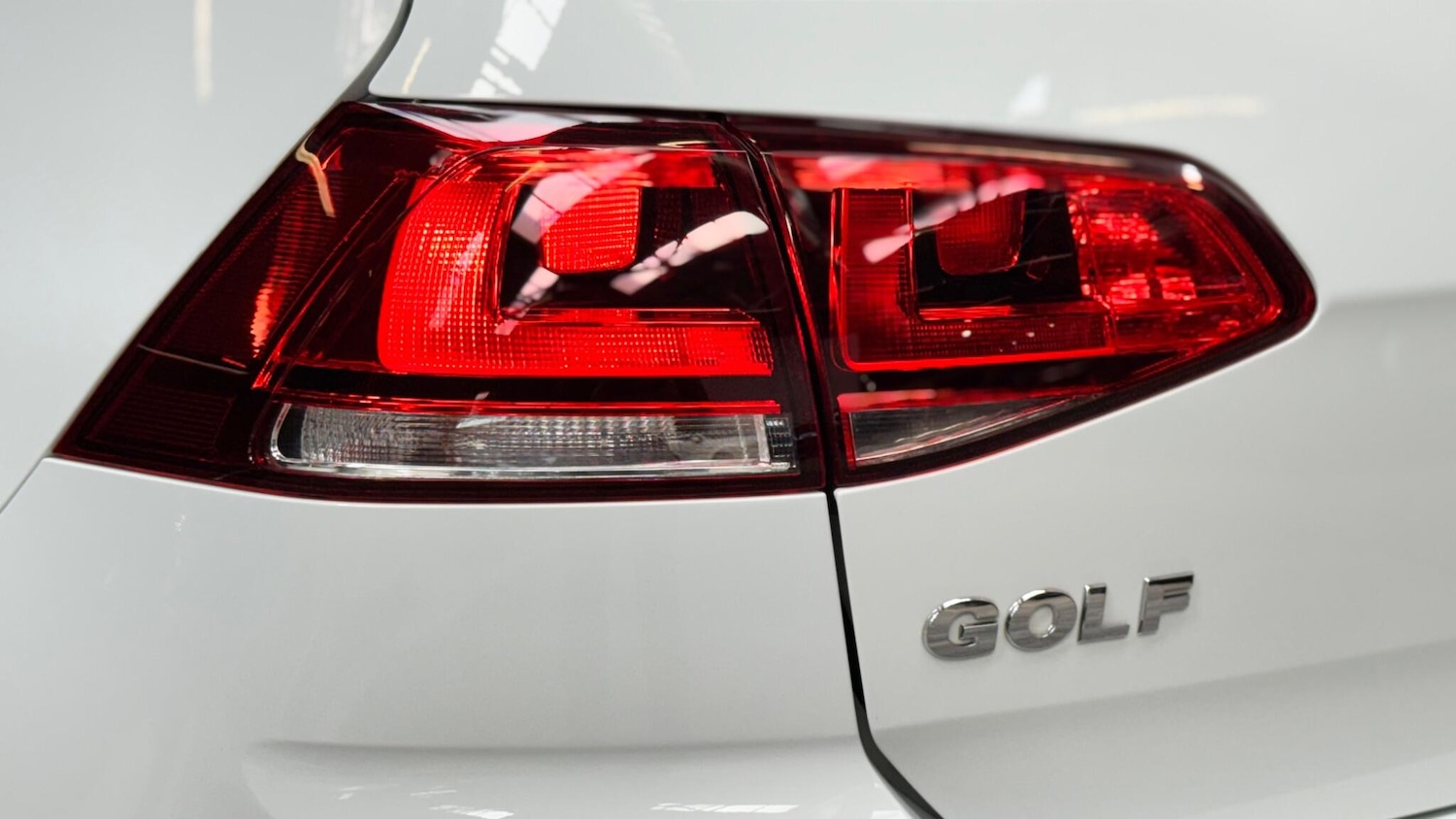 Used Volkswagen Golf 2017 for sale - 77957051: Photo 76