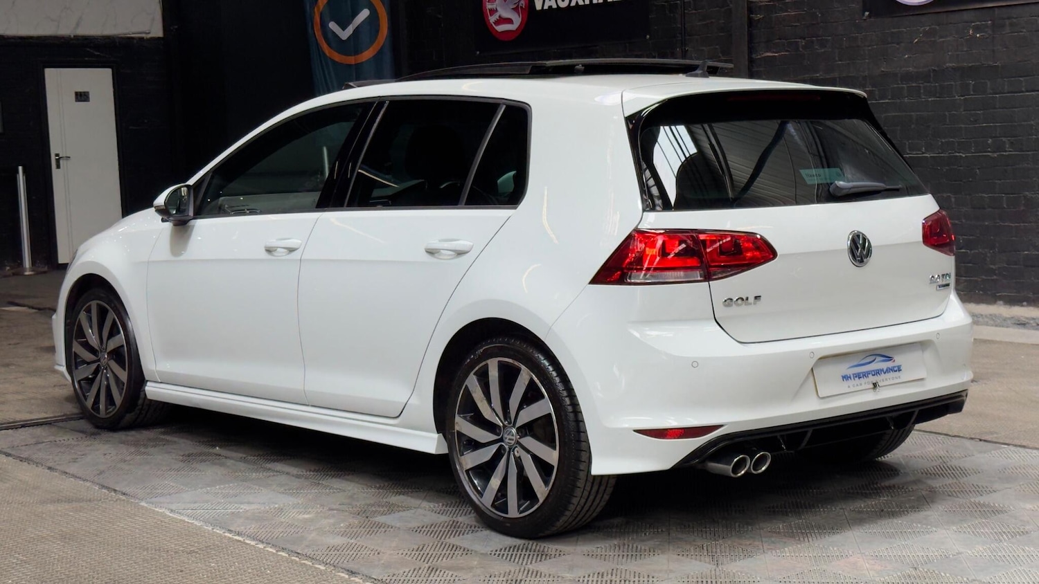 Used Volkswagen Golf 2017 for sale - 77957051: Photo 77