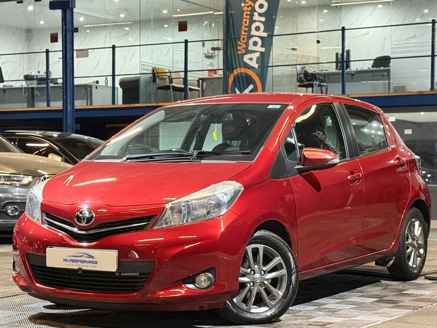 Used Toyota Yaris 2014 for sale - 76537974: Photo 1