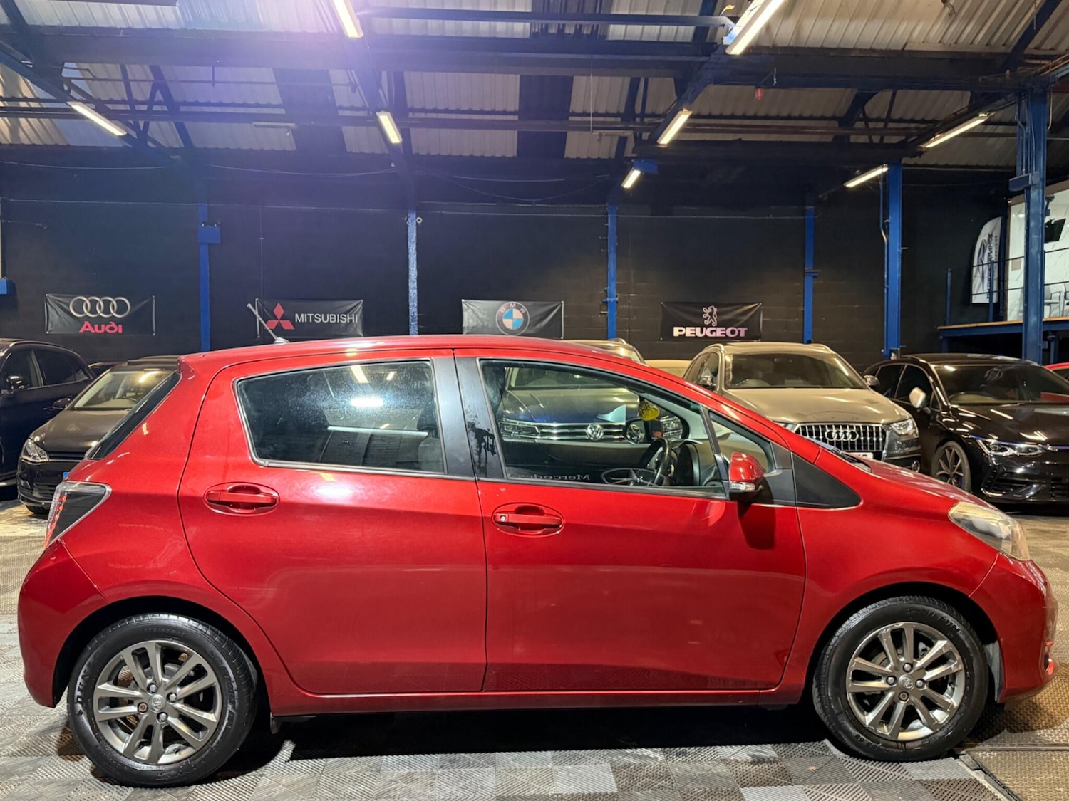 Used Toyota Yaris 2014 for sale - 76537974: Photo 14