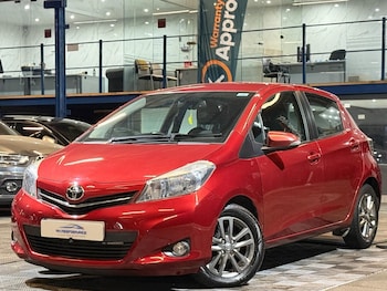 Used Toyota Yaris 2014 for sale - 76537974: Photo