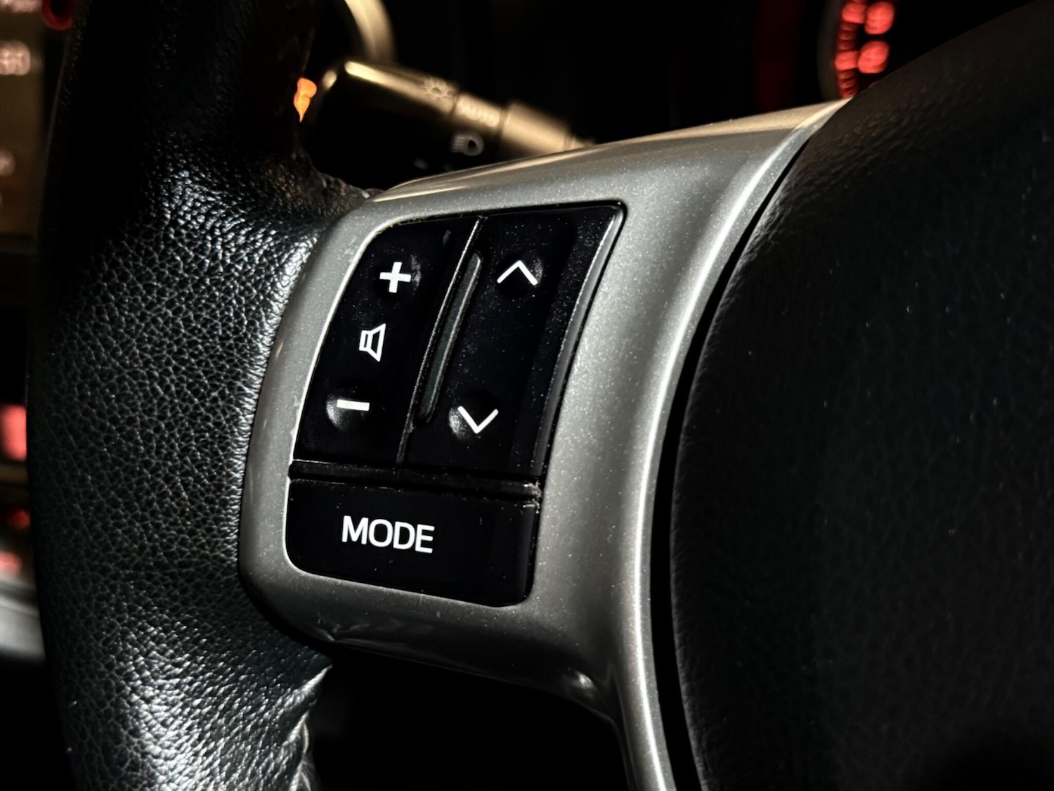 Used Toyota Yaris 2014 for sale - 76537974: Photo 42