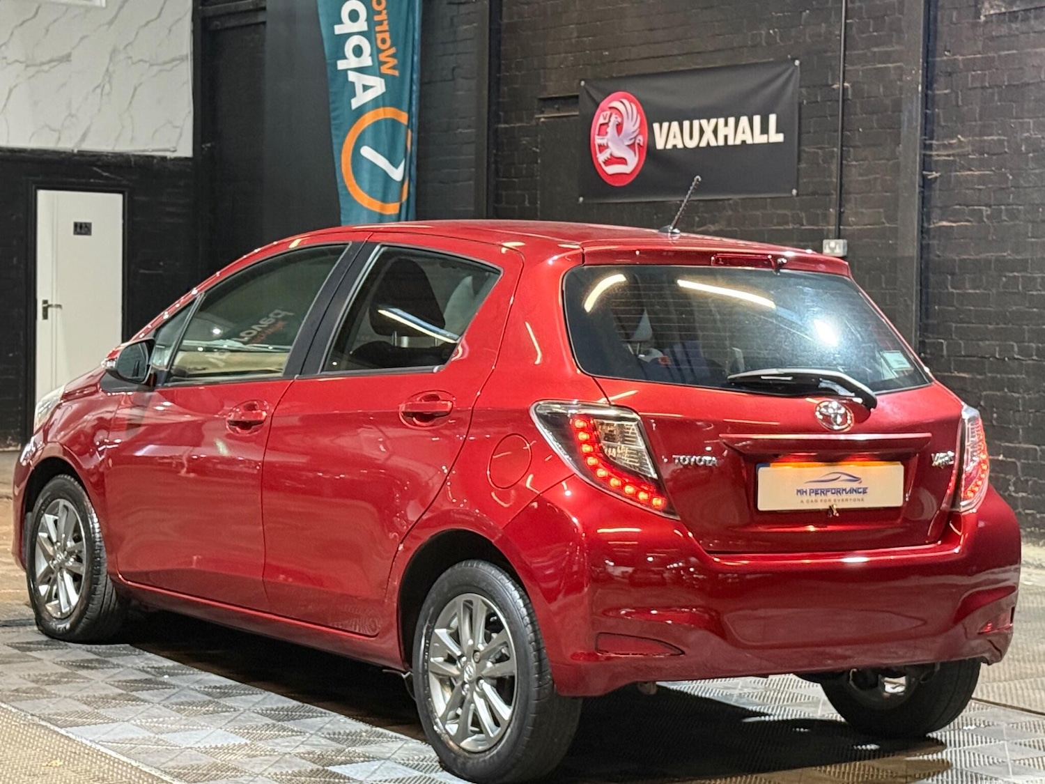 Used Toyota Yaris 2014 for sale - 76537974: Photo 6