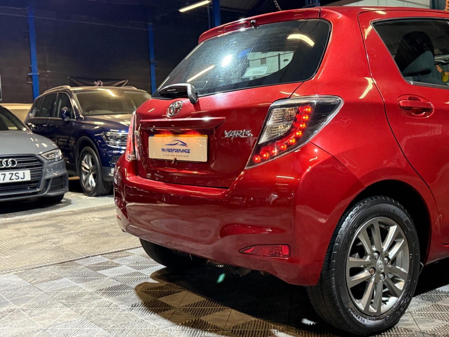 Used Toyota Yaris 2014 for sale - 76537974: Photo 61