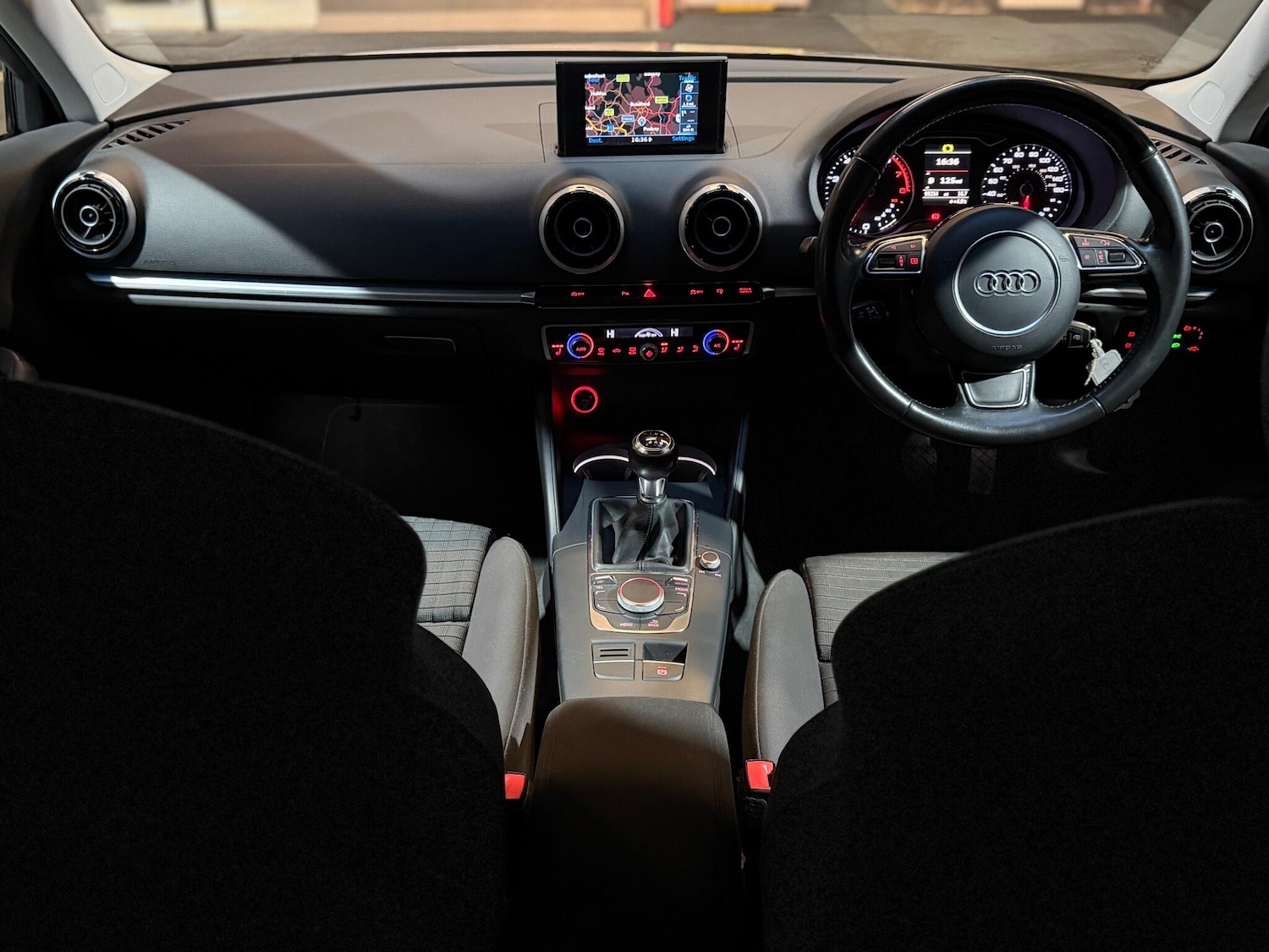 Used Audi A3 2015 for sale - 76759391: Photo 4