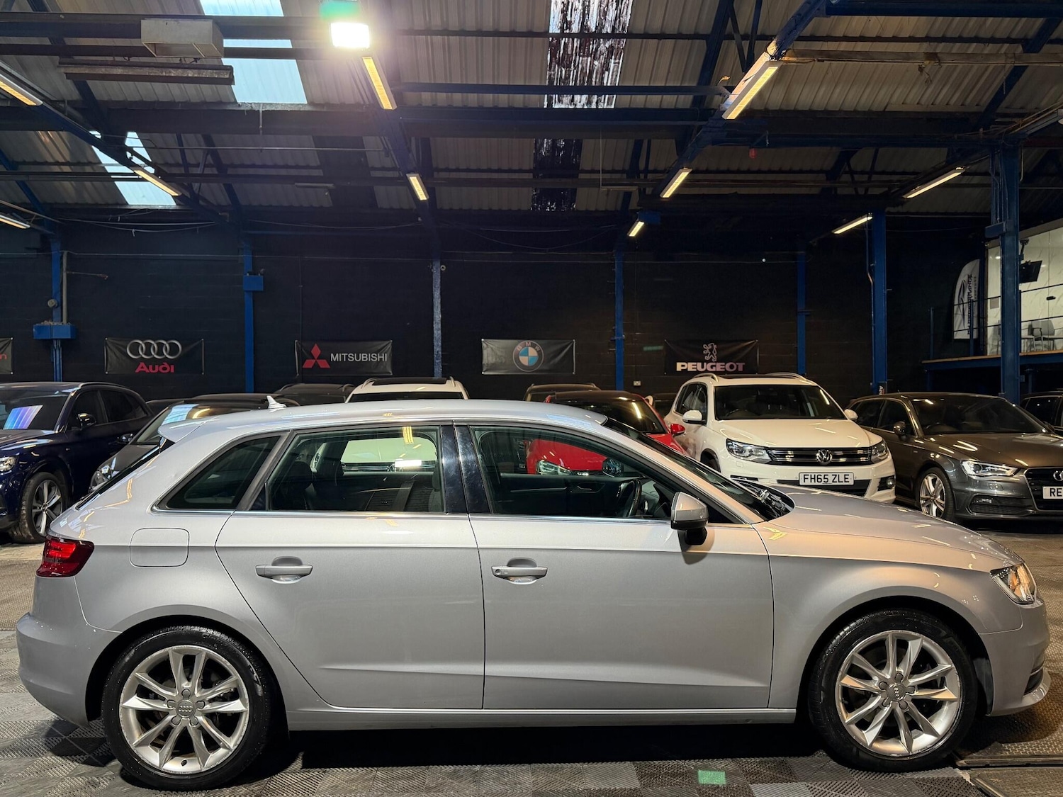Used Audi A3 2015 for sale - 76759391: Photo 5