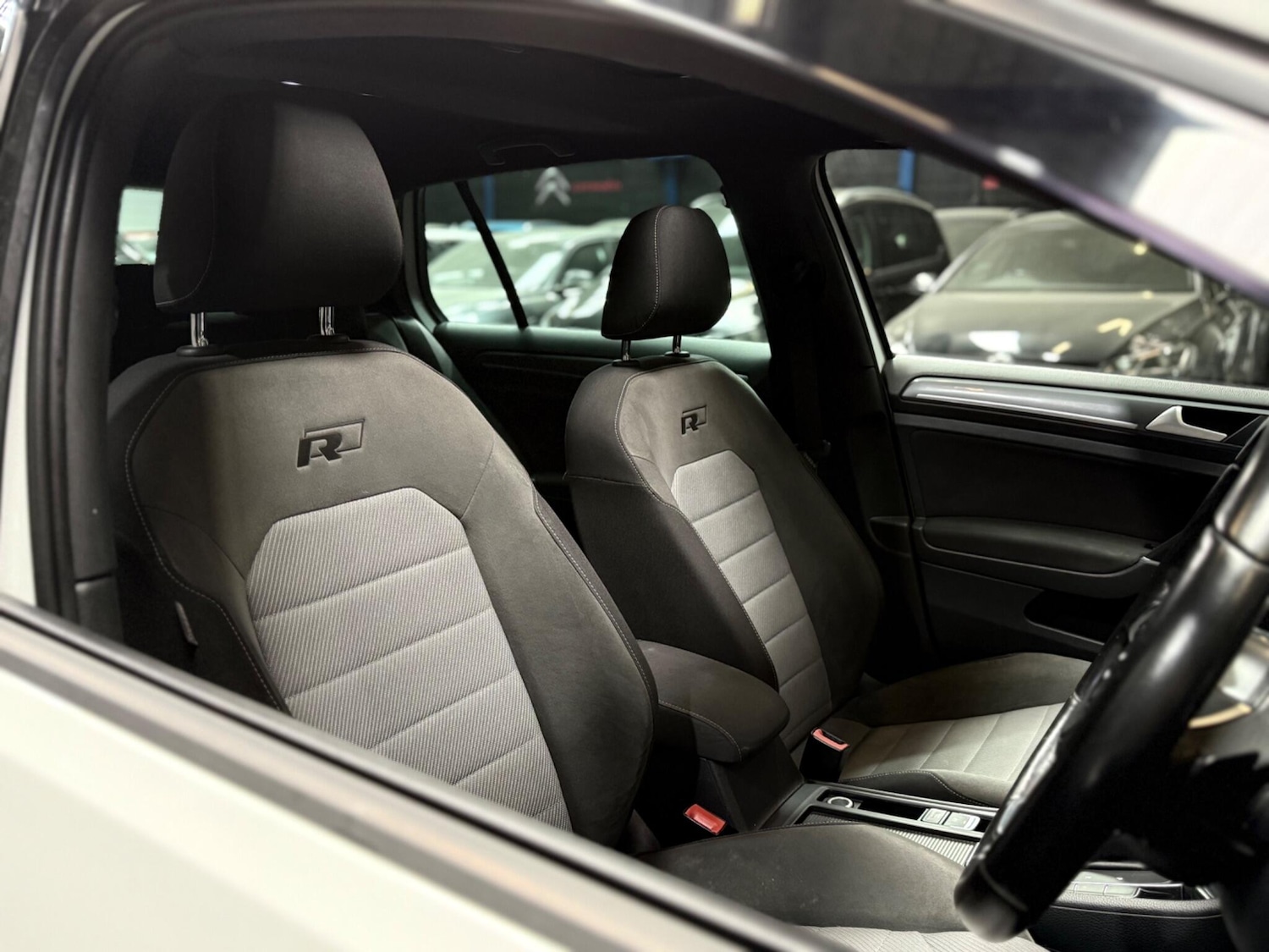 Used Volkswagen Golf 2016 for sale - 76592028: Photo 17