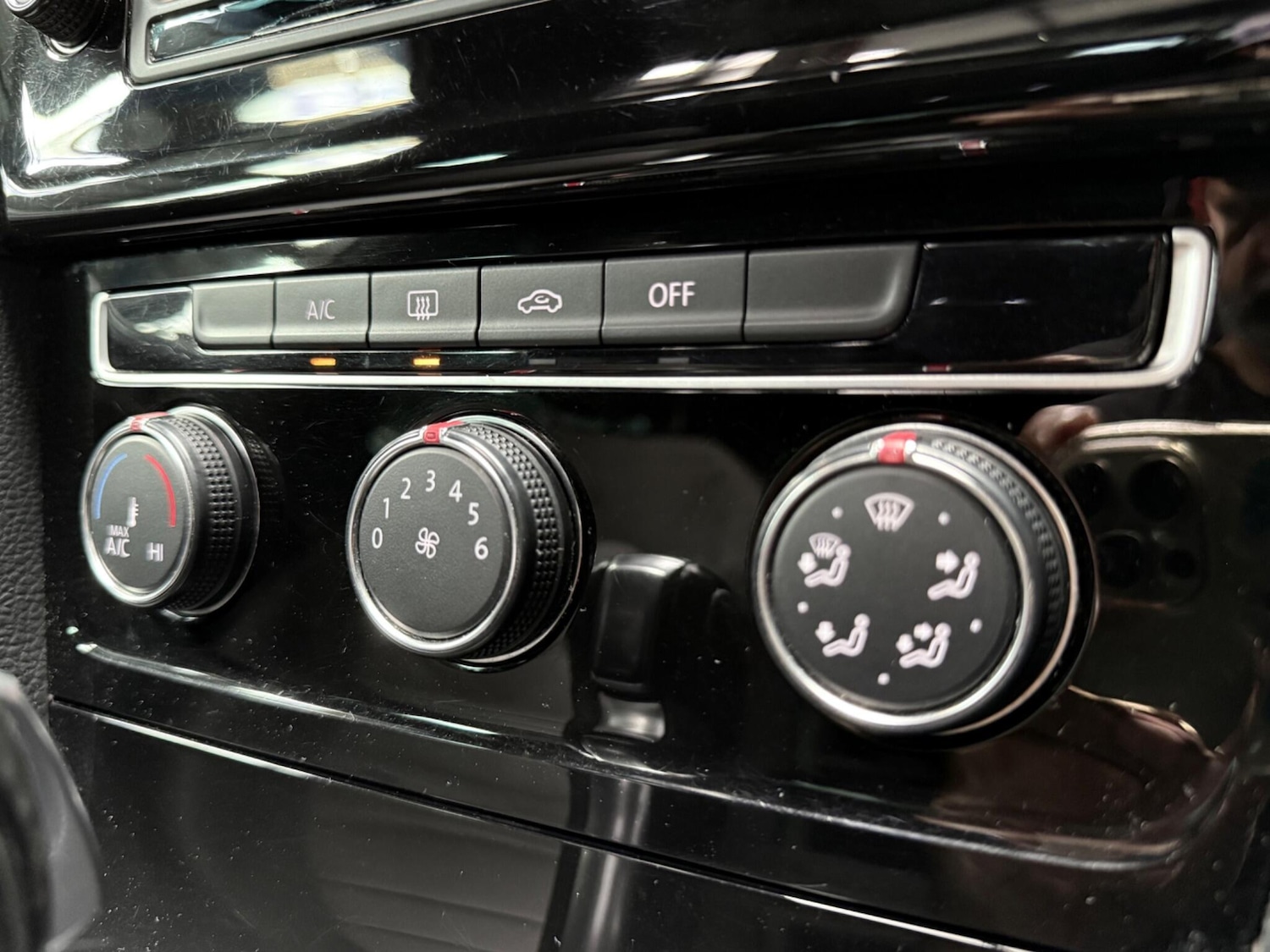 Used Volkswagen Golf 2016 for sale - 76592028: Photo 23