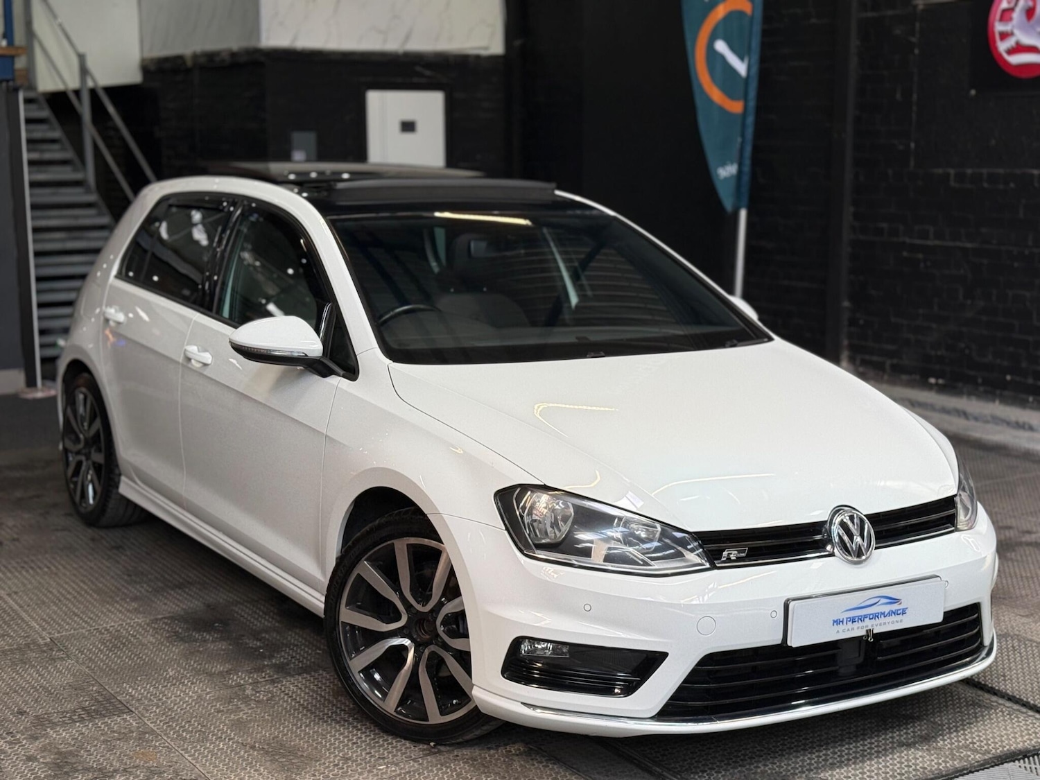 Used Volkswagen Golf 2016 for sale - 76592028: Photo 41