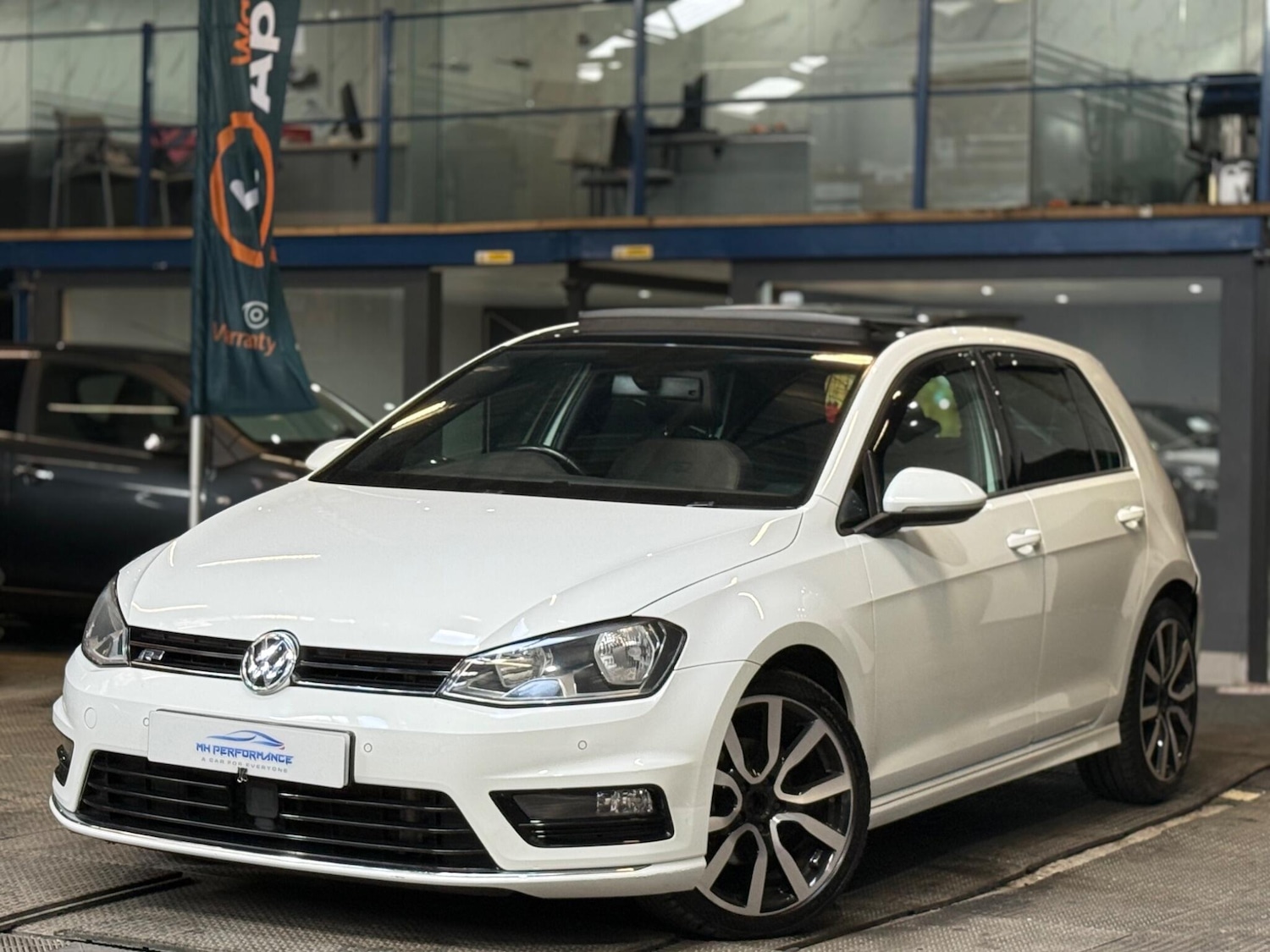 Used Volkswagen Golf 2016 for sale - 76592028: Photo 56