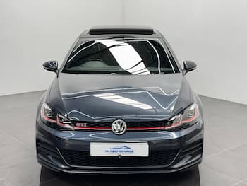 Used Volkswagen Golf 2018 for sale - 79564649: Photo
