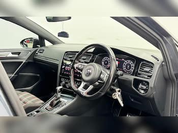 Used Volkswagen Golf 2018 for sale - 79564649: Photo