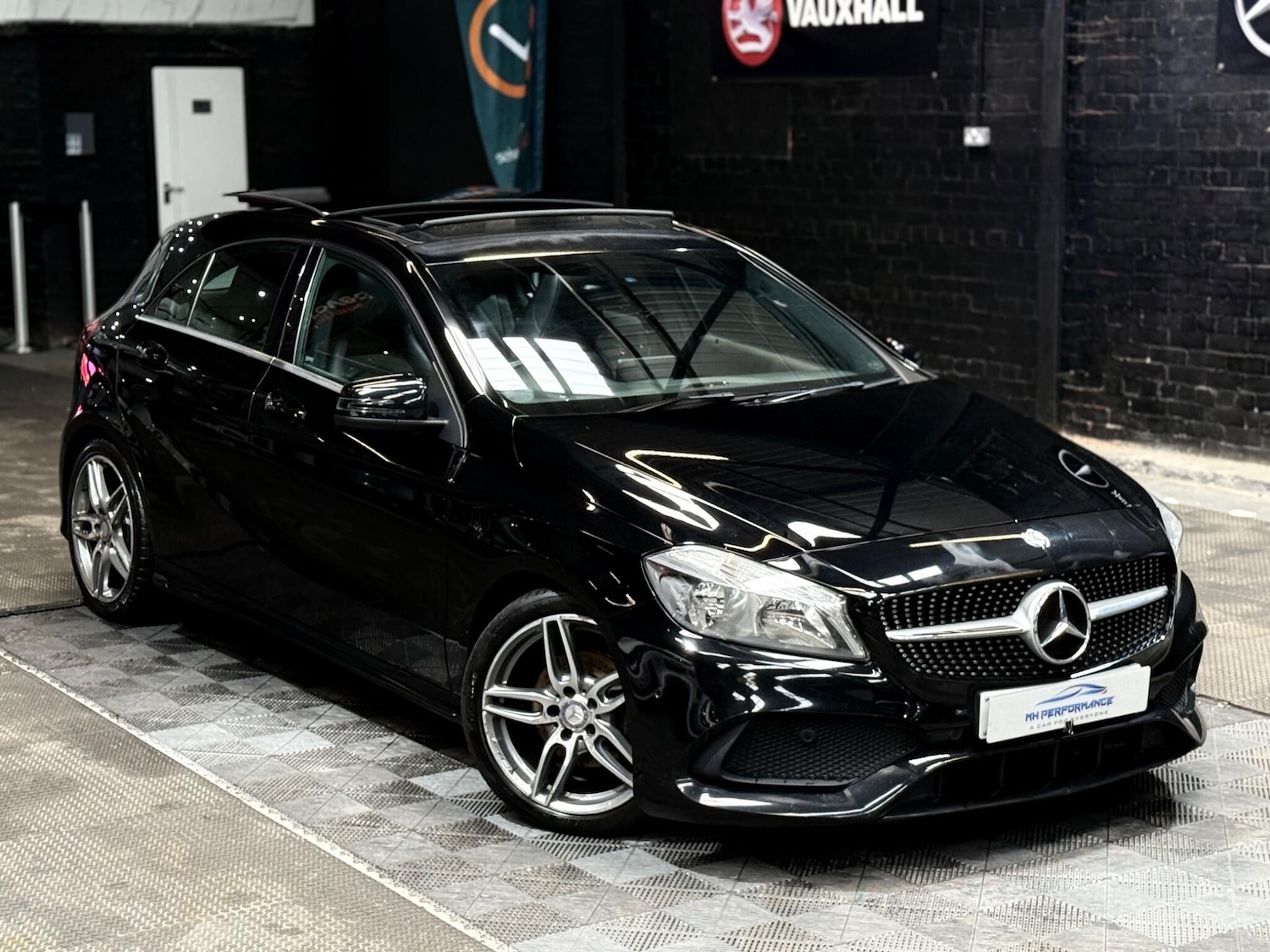 Used Mercedes-Benz A-Class 2017 for sale - 76964554: Photo 16