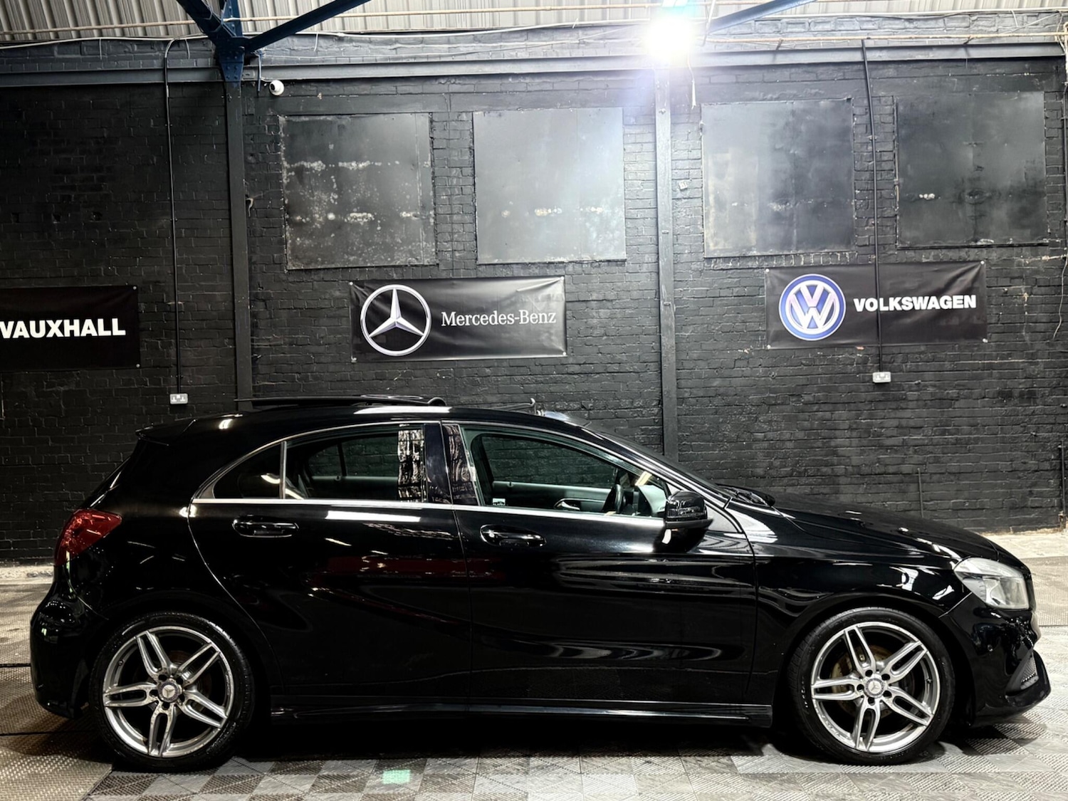 Used Mercedes-Benz A-Class 2017 for sale - 76964554: Photo 20