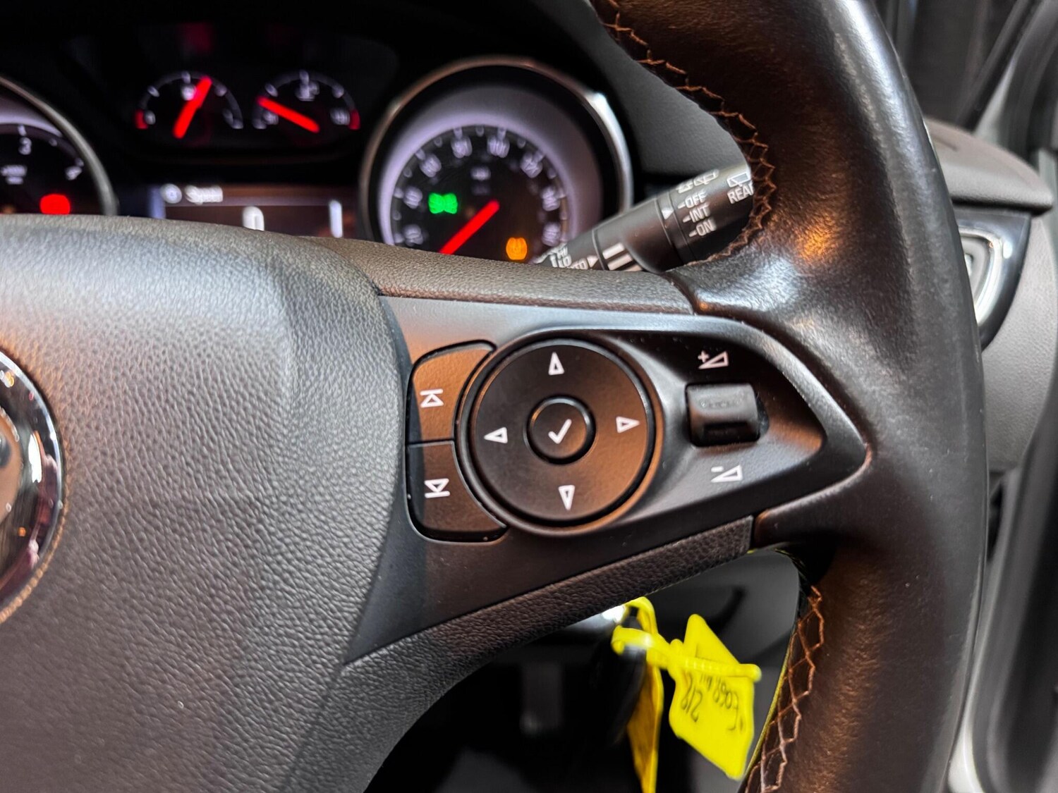 Used Vauxhall Astra 2018 for sale - 76377478: Photo 16