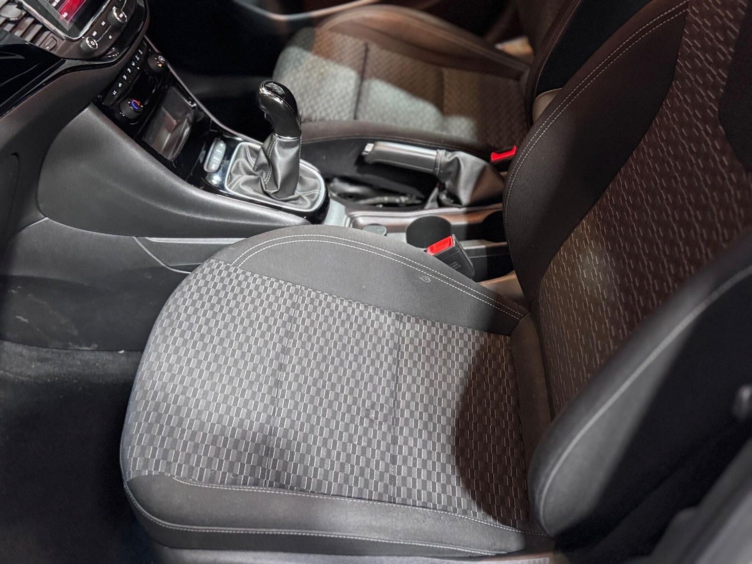 Used Vauxhall Astra 2018 for sale - 76377478: Photo 26