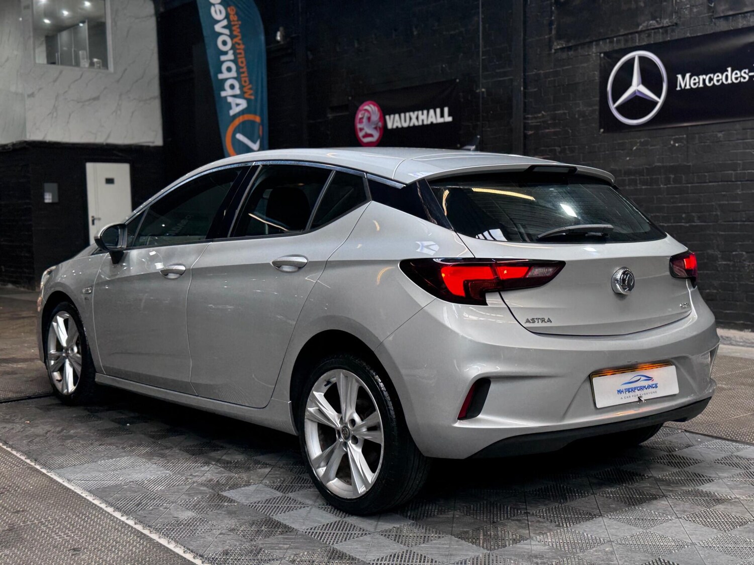 Used Vauxhall Astra 2018 for sale - 76377478: Photo 37