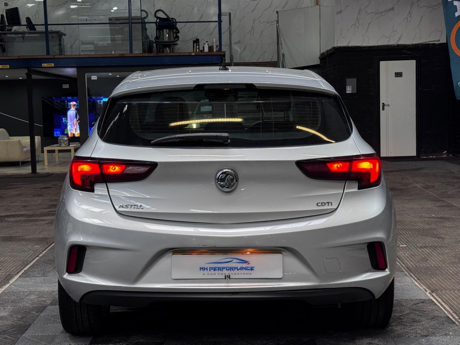 Used Vauxhall Astra 2018 for sale - 76377478: Photo 38