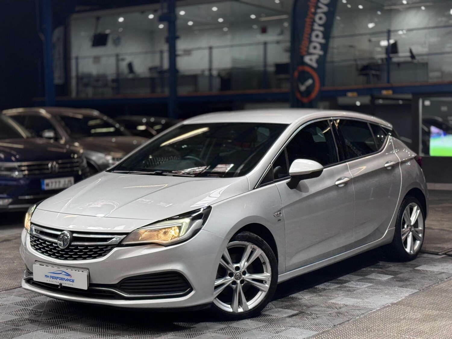 Used Vauxhall Astra 2018 for sale - 76377478: Photo 44