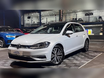 Used Volkswagen Golf 2017 for sale - 77163433: Photo
