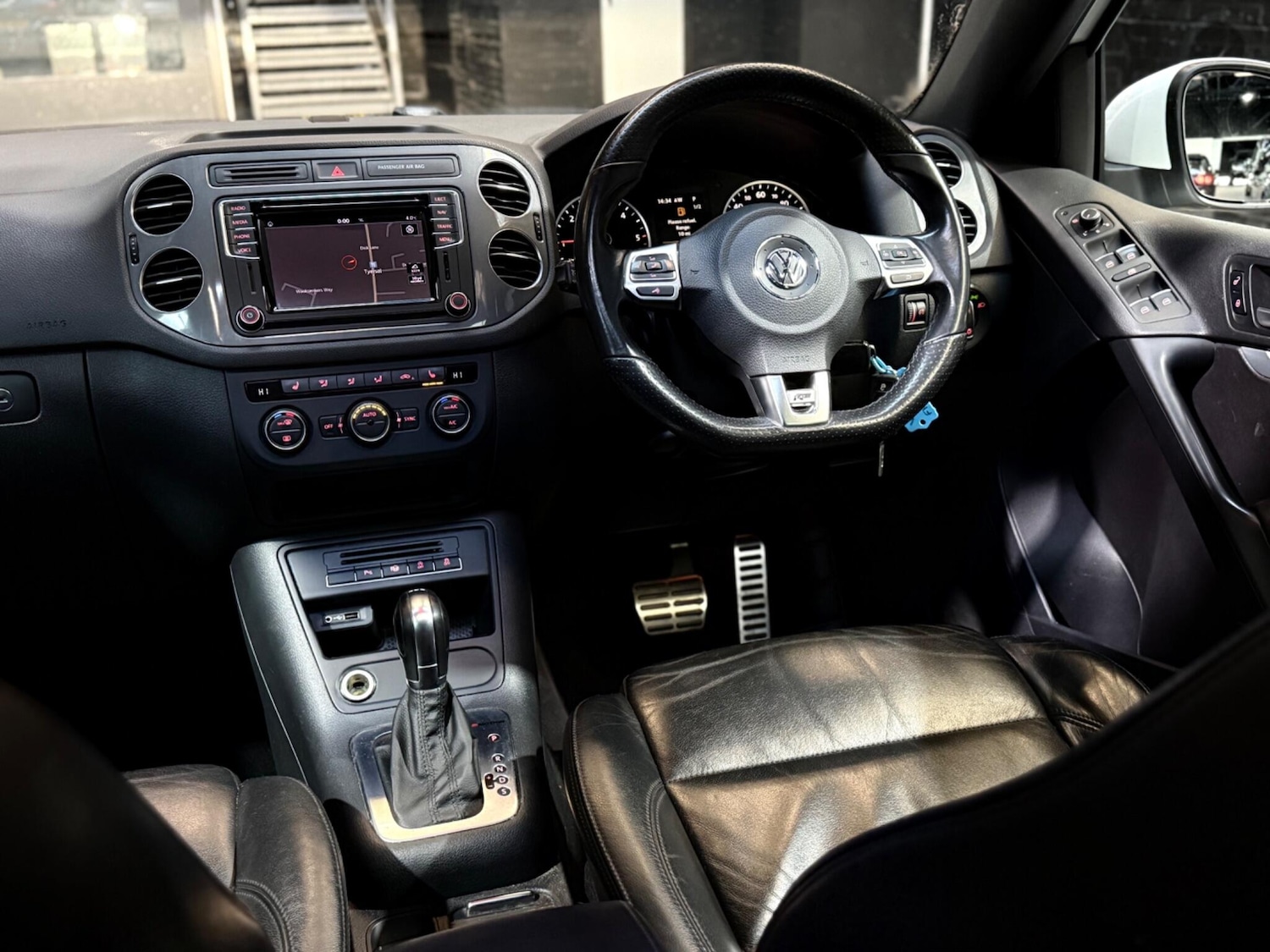 Used Volkswagen Tiguan 2015 for sale - 76632963: Photo 12