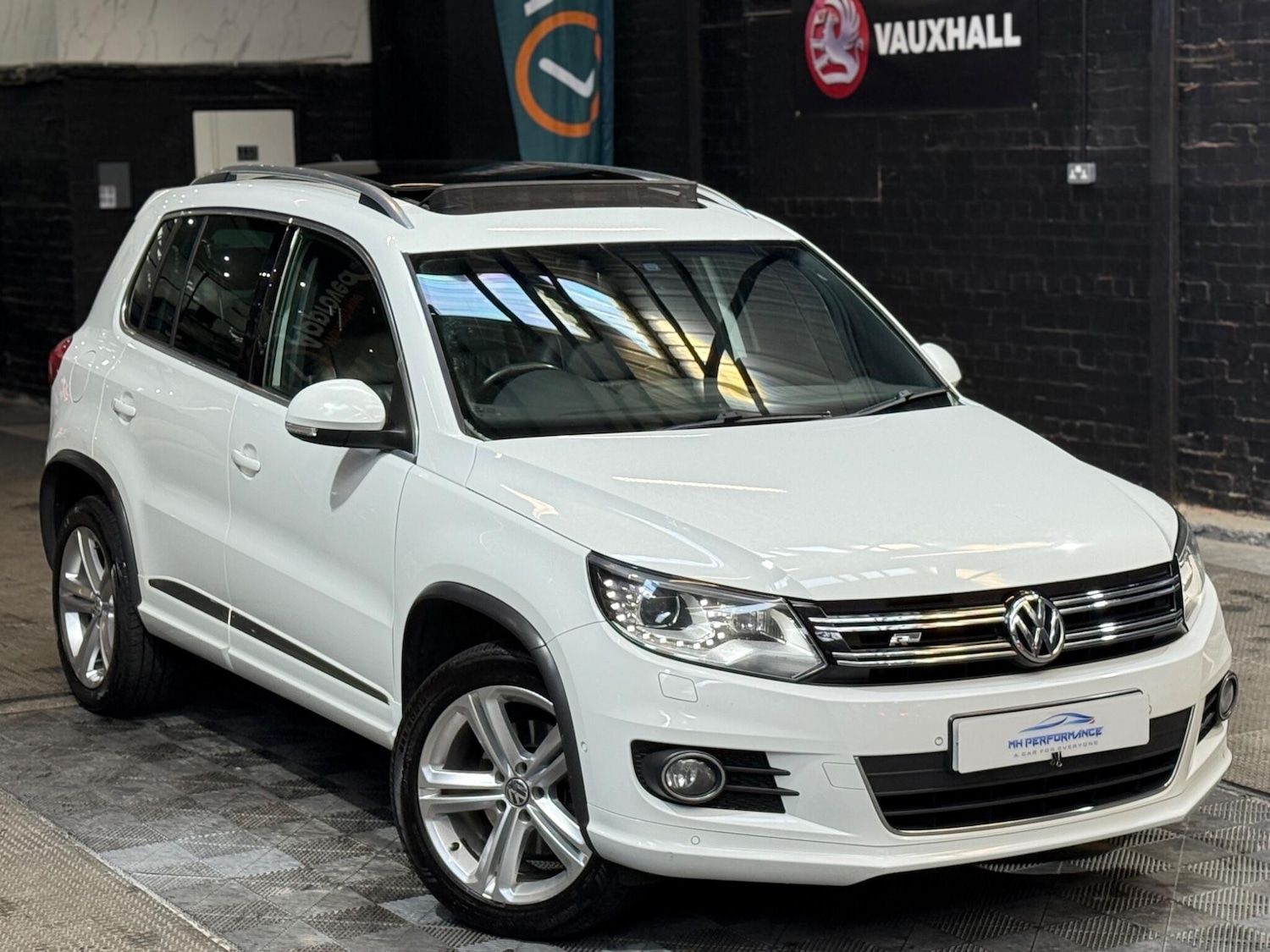 Used Volkswagen Tiguan 2015 for sale - 76632963: Photo 17