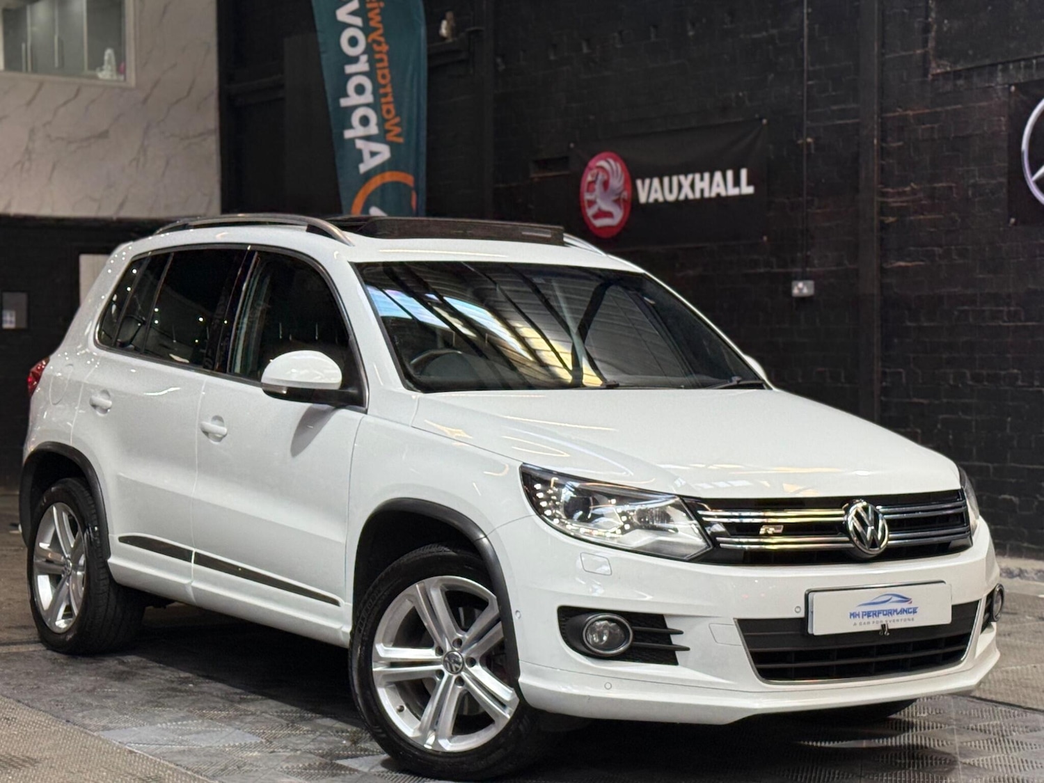 Used Volkswagen Tiguan 2015 for sale - 76632963: Photo 19