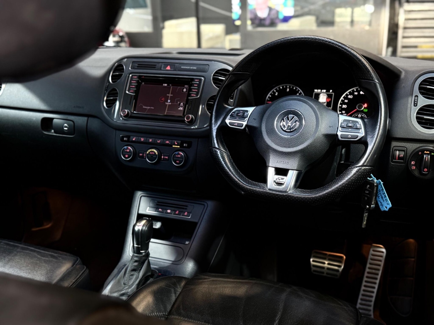 Used Volkswagen Tiguan 2015 for sale - 76632963: Photo 38