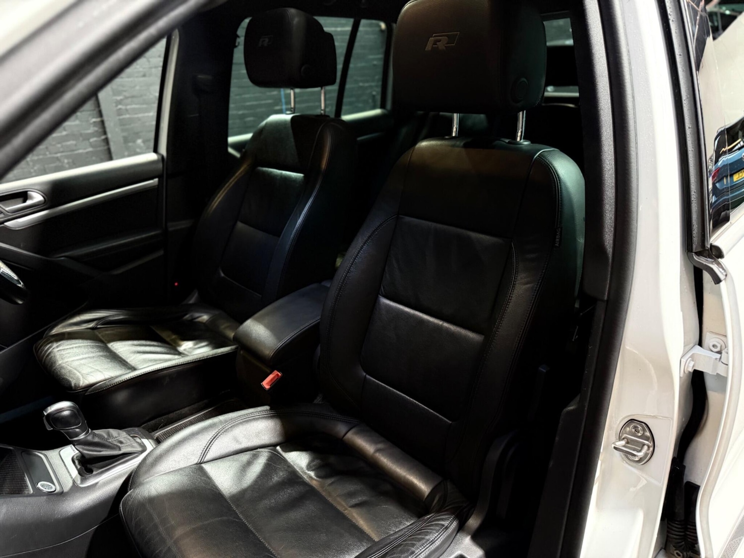 Used Volkswagen Tiguan 2015 for sale - 76632963: Photo 40