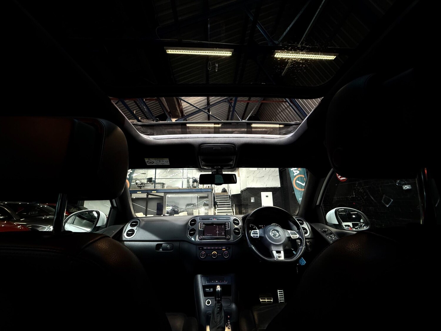 Used Volkswagen Tiguan 2015 for sale - 76632963: Photo 77