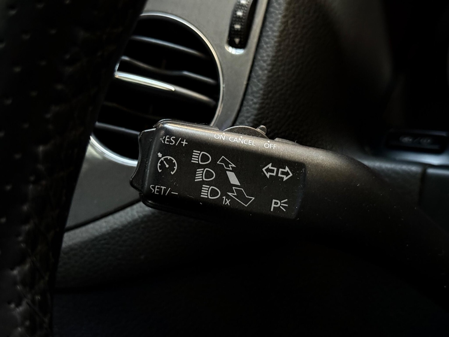 Used Volkswagen Tiguan 2015 for sale - 76632963: Photo 8