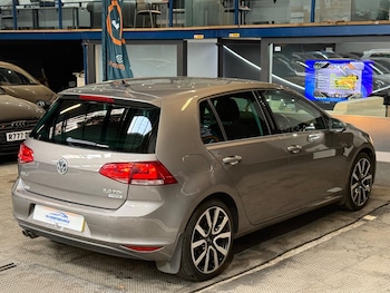 Used Volkswagen Golf 2015 for sale - 75563534: Photo