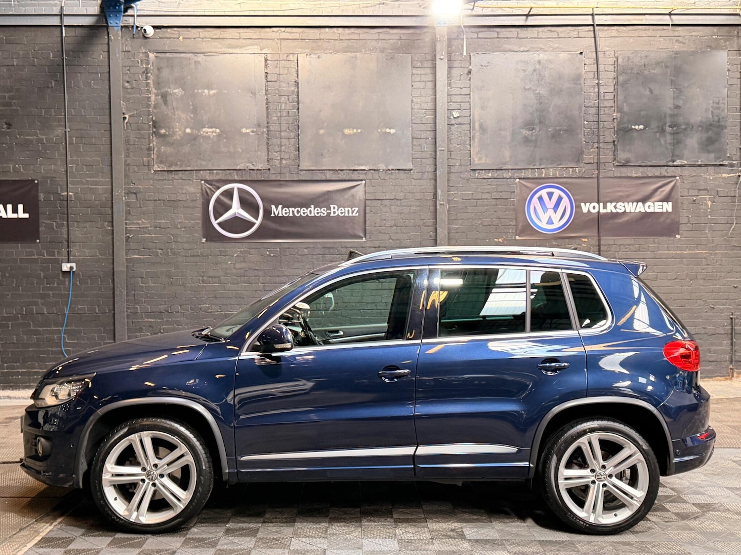 Used Volkswagen Tiguan 2015 for sale - 76714351: Photo 10