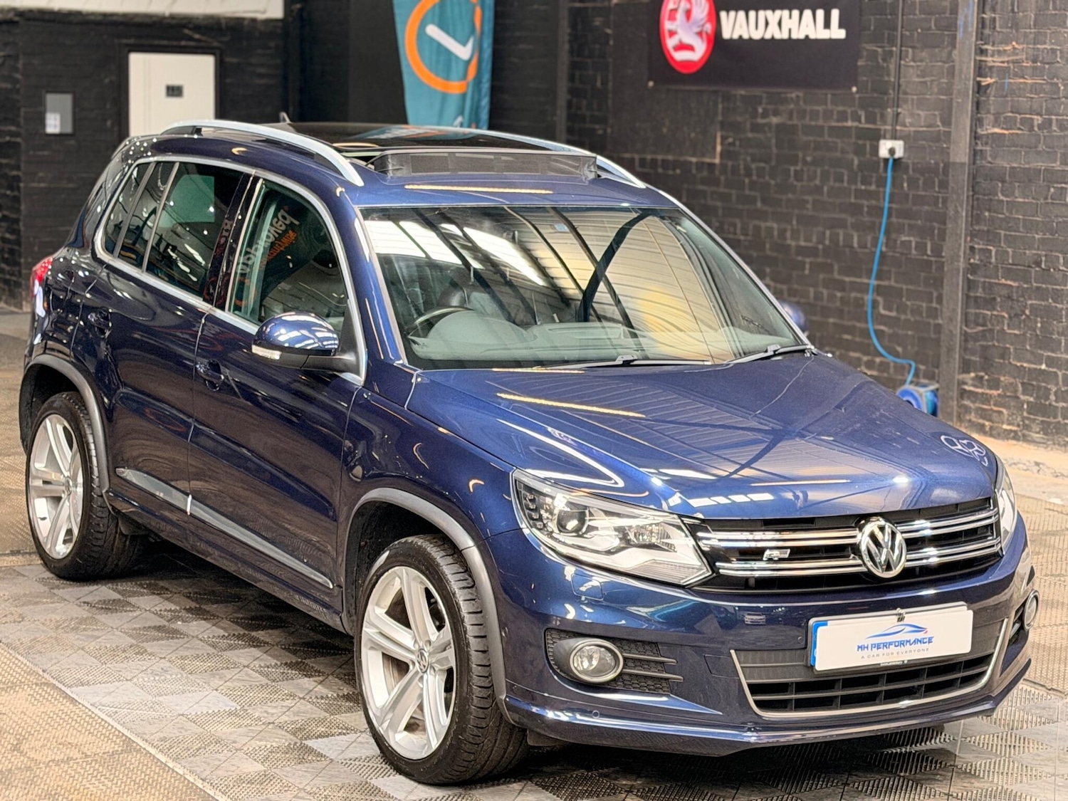 Used Volkswagen Tiguan 2015 for sale - 76714351: Photo 14