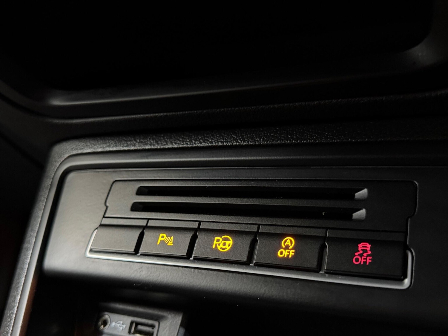 Used Volkswagen Tiguan 2015 for sale - 76714351: Photo 21