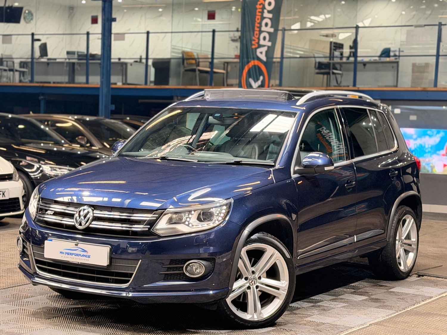 Used Volkswagen Tiguan 2015 for sale - 76714351: Photo 74
