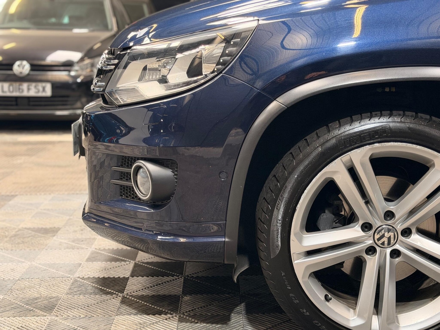 Used Volkswagen Tiguan 2015 for sale - 76714351: Photo 77