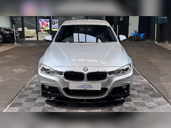 Used BMW 3 Series 2017 for sale - 77411772: Photo