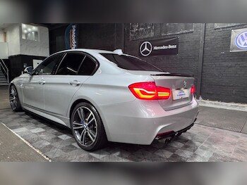 Used BMW 3 Series 2017 for sale - 77411772: Photo