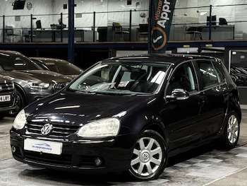 Volkswagen - Golf