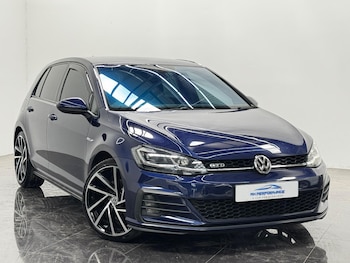 Used Volkswagen Golf 2017 for sale - 78923205: Photo