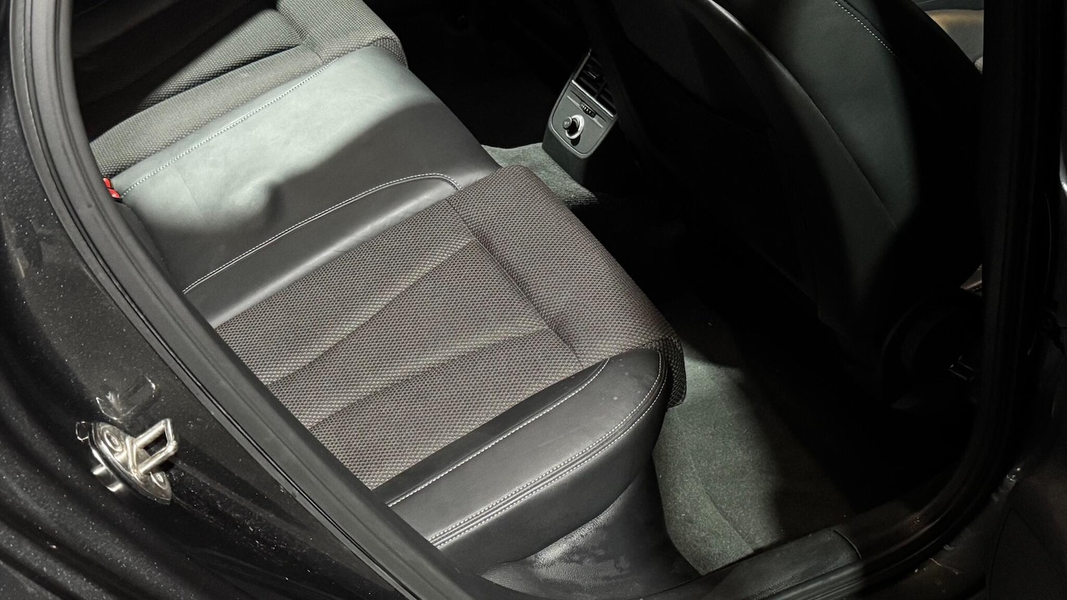 Used Audi A3 2016 for sale - 77400567: Photo 38