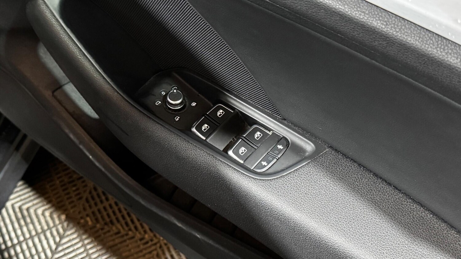 Used Audi A3 2016 for sale - 77400567: Photo 44