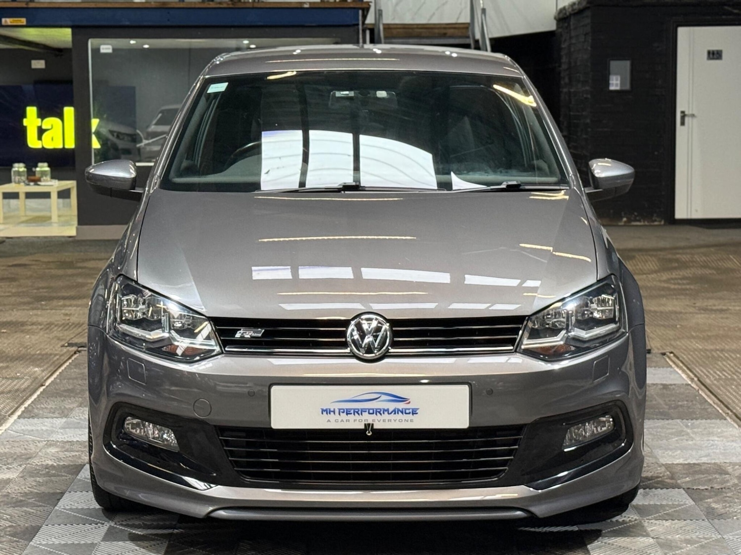 Used Volkswagen Polo for sale - 76458022: Photo 2