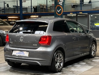 Used Volkswagen Polo 2016 for sale - 76458022: Photo