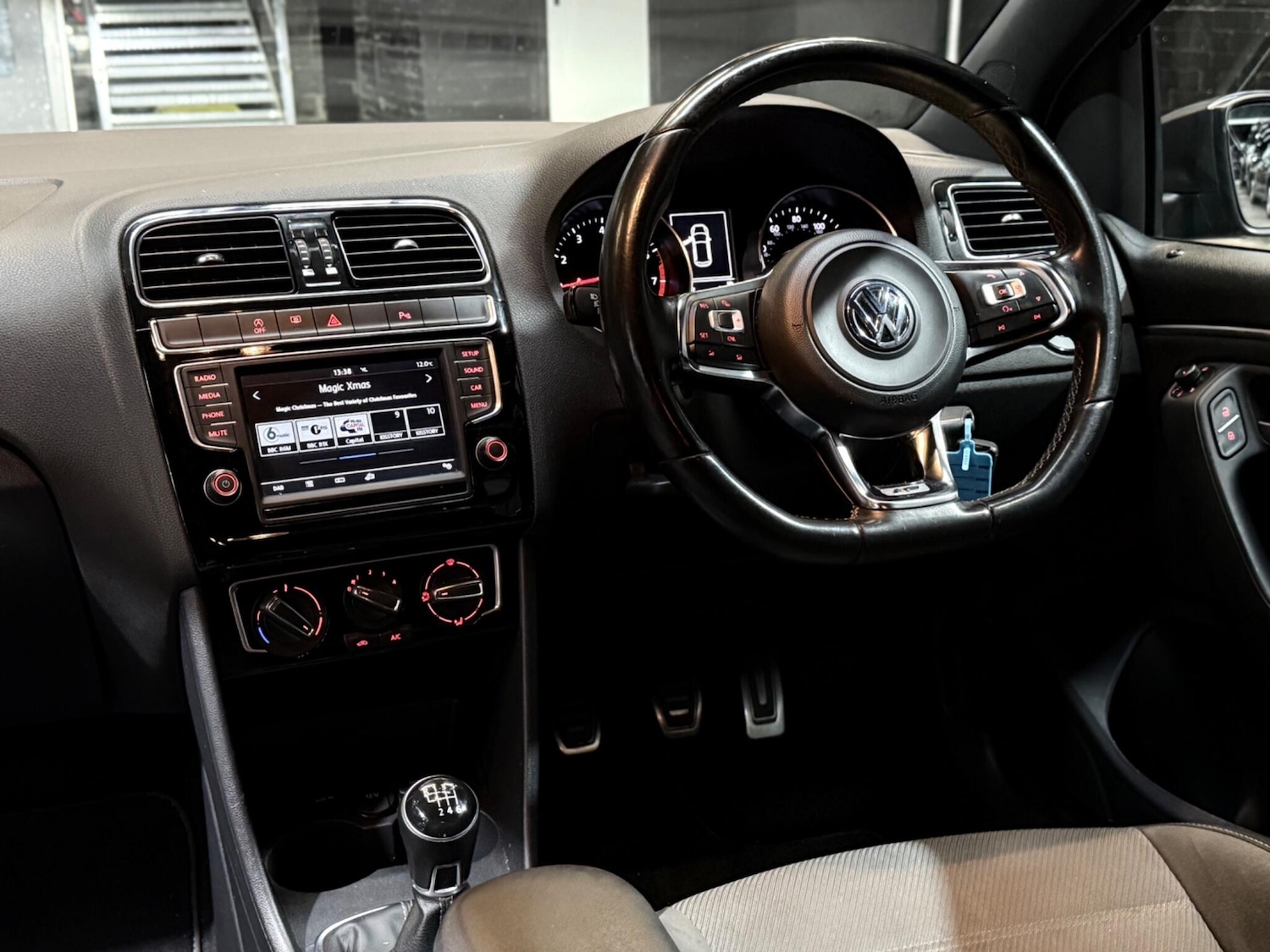 Used Volkswagen Polo for sale - 76458022: Photo 5