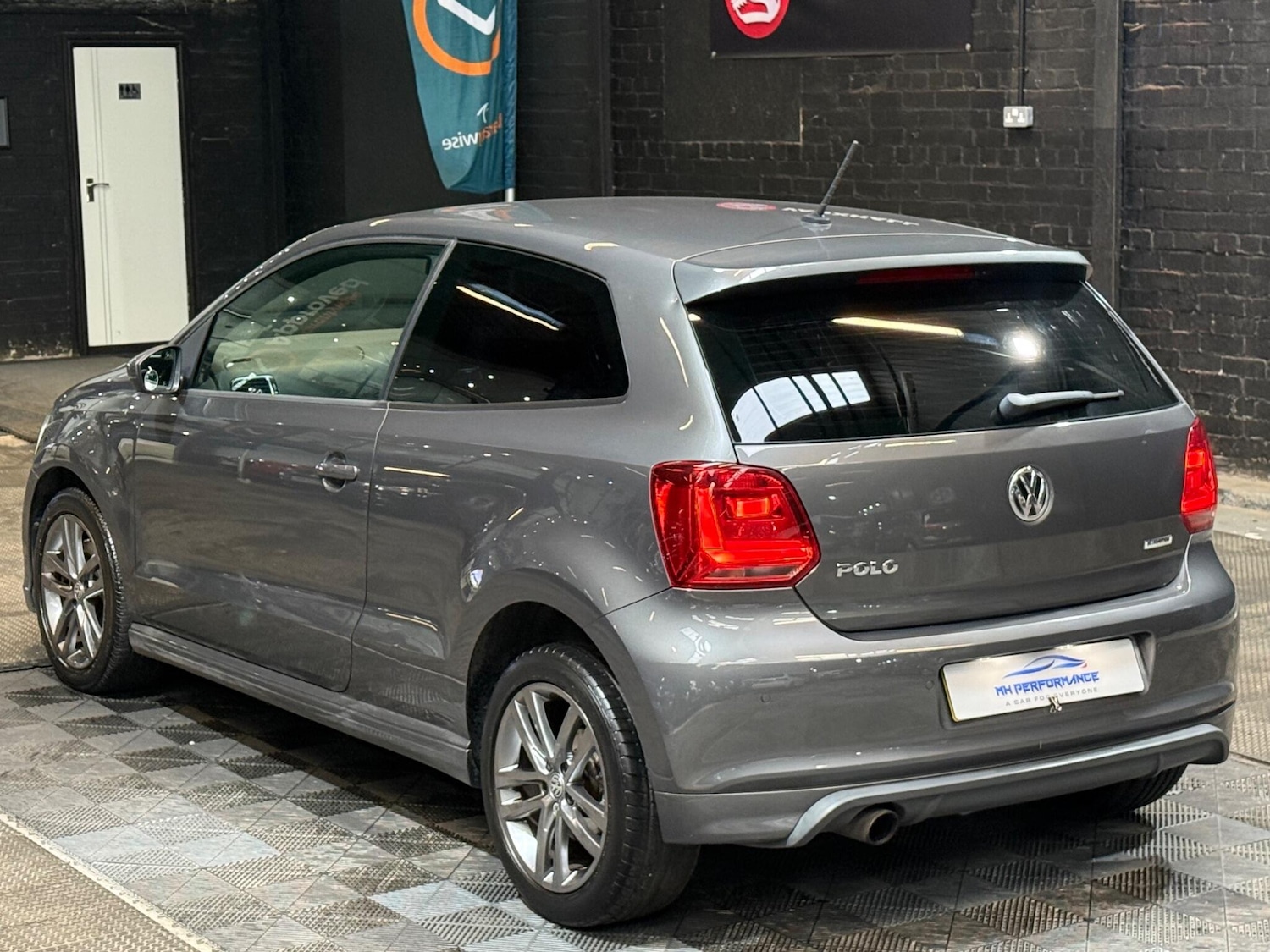 Used Volkswagen Polo for sale - 76458022: Photo 63